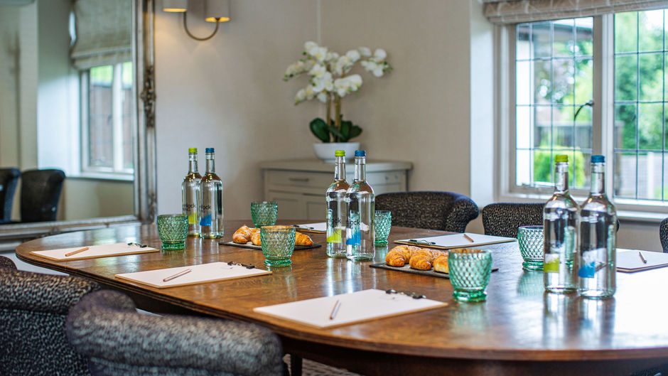 Hogarths Stone Manor Hotel Meeting