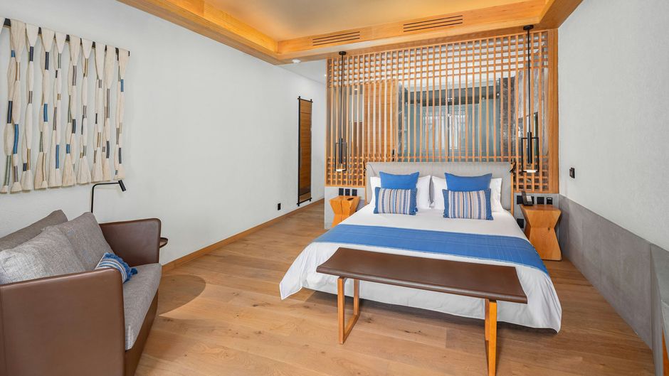 Clevia, Autograph Collection Room