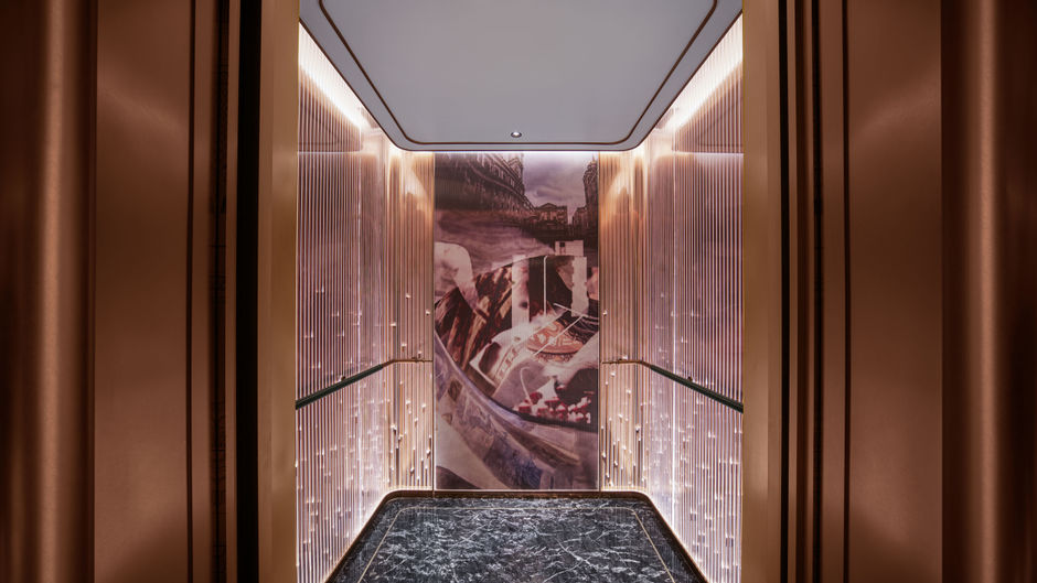 Hotel Indigo Central Avenue Lobby