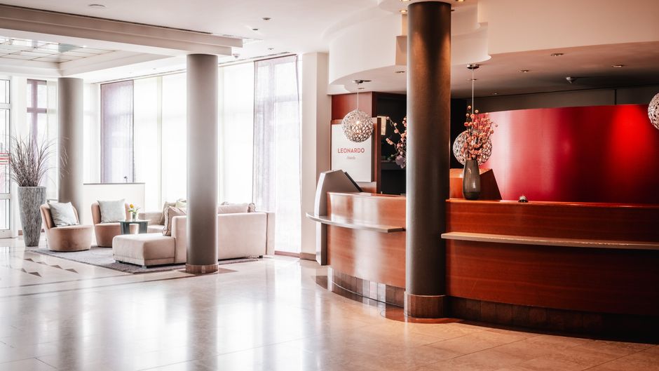 Leonardo Hotel Aachen Lobby