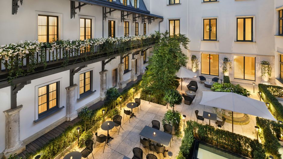 H15 Luxury Palace Exterior