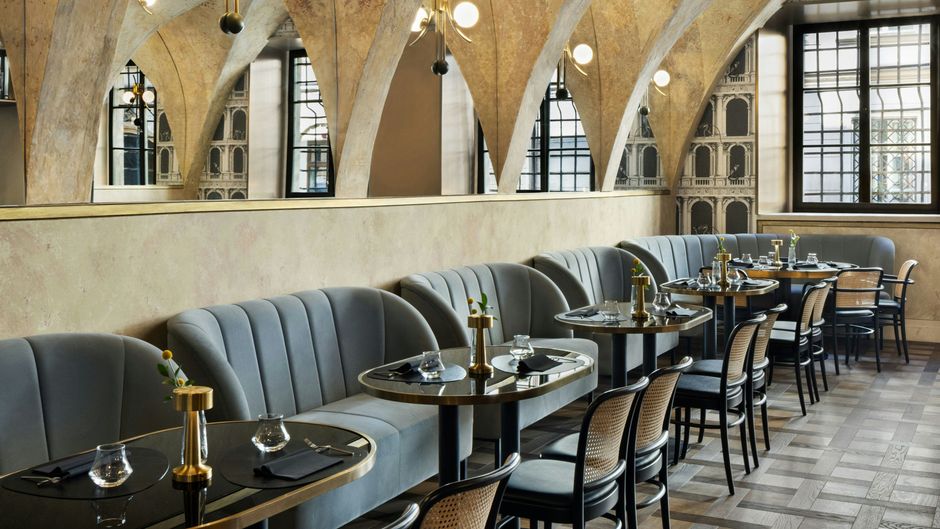H15 Luxury Palace Restaurant