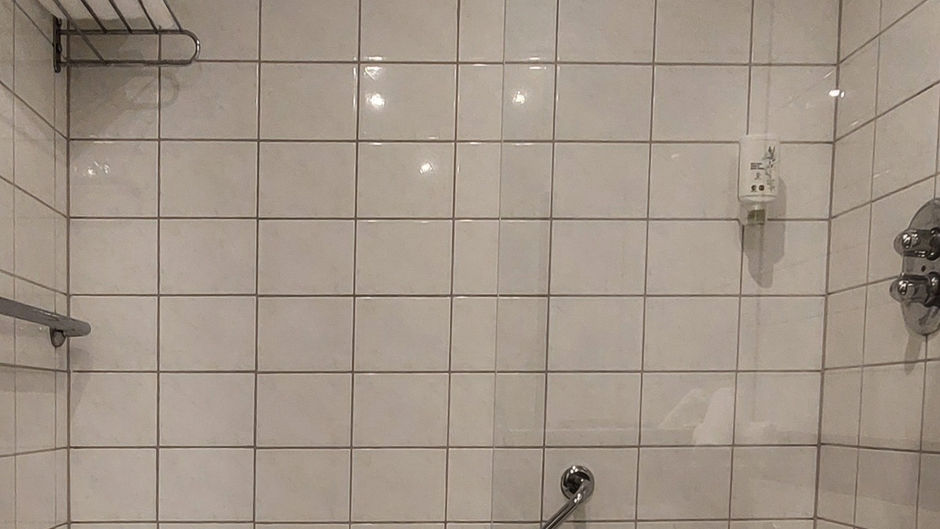 B&B Hotel London Heathrow Room