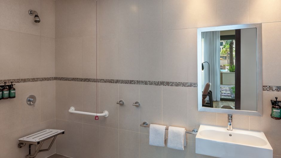 Staybridge Suites Abu Dhabi Yas Island Room