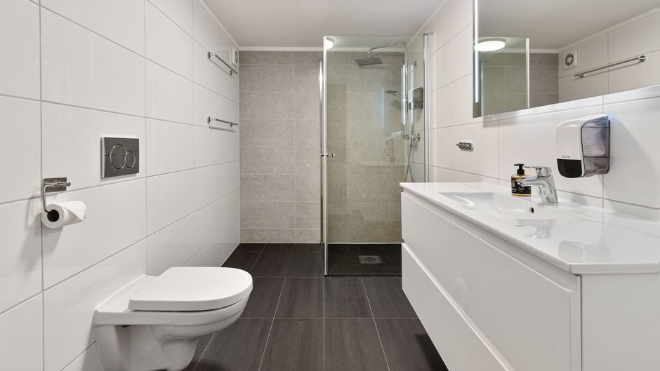 First Hotel Amalie Room