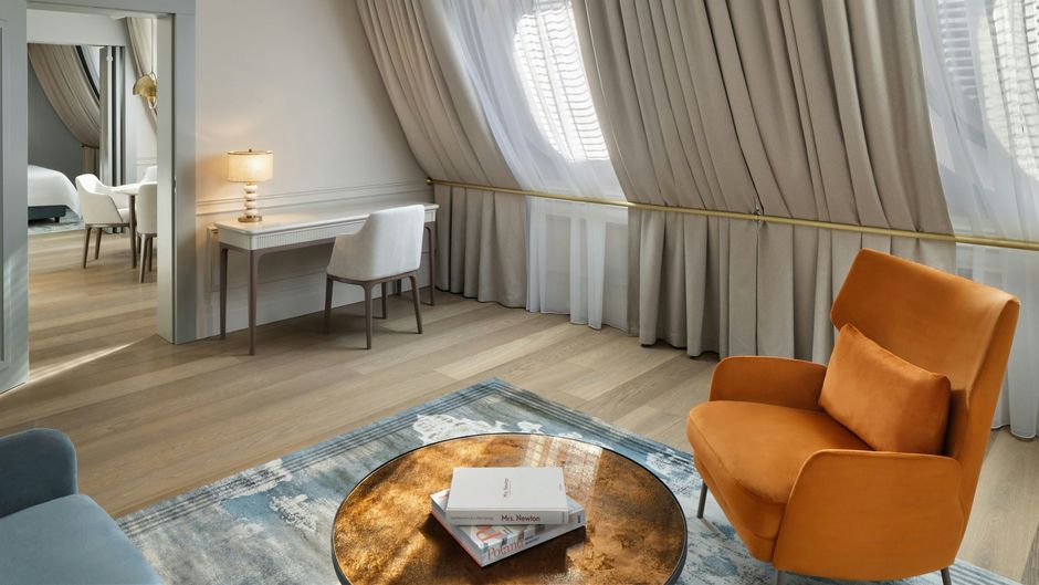 H15 Luxury Palace Suite