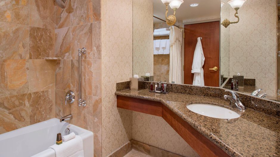 Victoria Marriott Inner Harbour Room