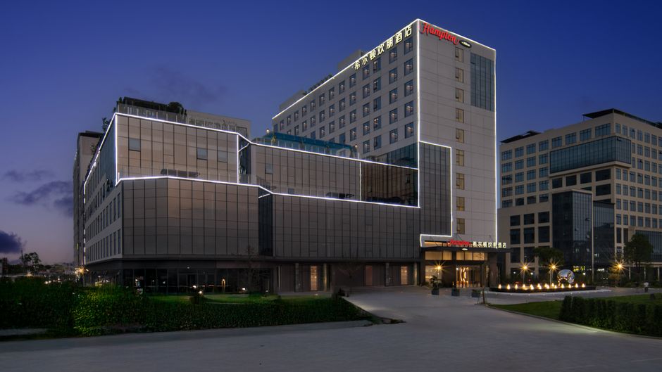 Hampton Guangzhou Baiyun Airport Exterior