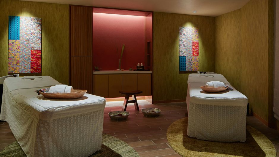 Sheraton Okinawa Sunmarina Resort Spa