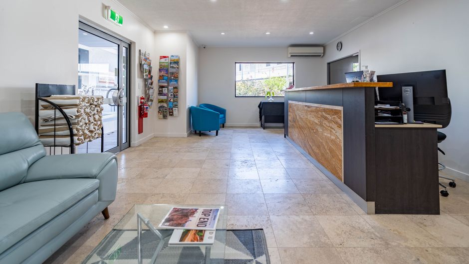 Vitina Studio Motel Lobby