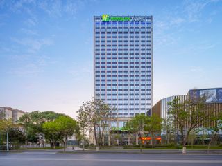 Holiday Inn Exp Aksu