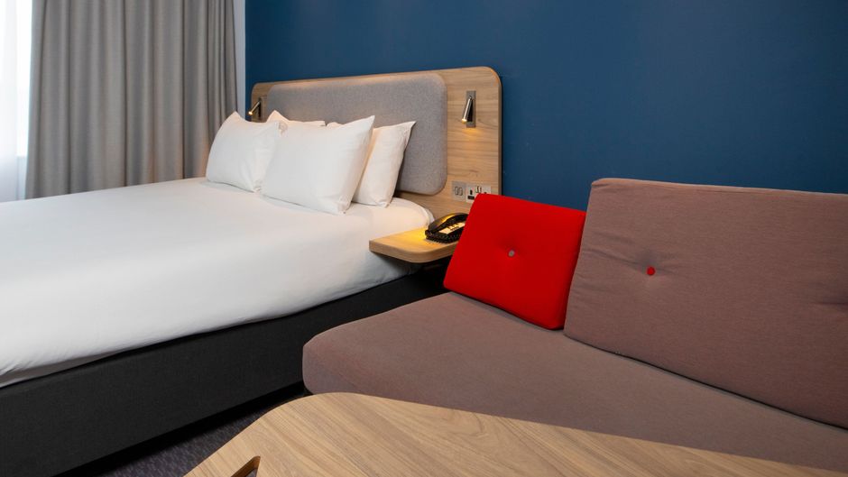Holiday Inn Express Burton on Trent Room