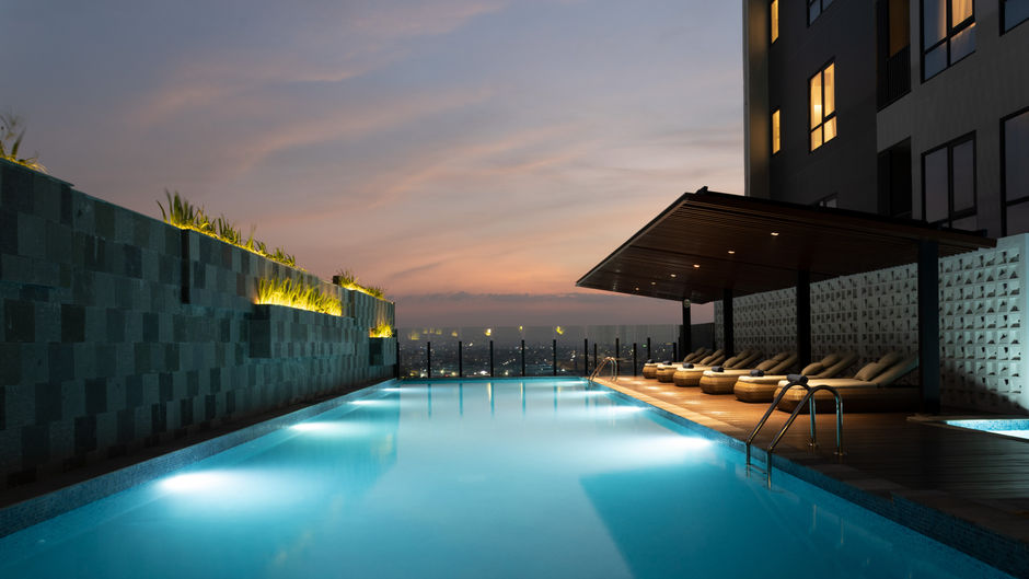 Somerset Queen City Semarang Pool