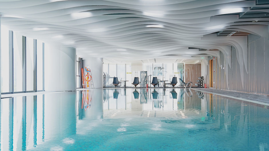 Hotel Indigo Financial City by Pool