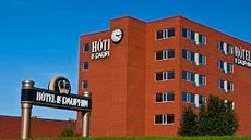 Hotel Le Dauphin Longueuil