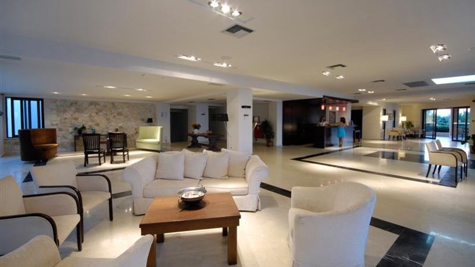 Asterion Hotel Lobby