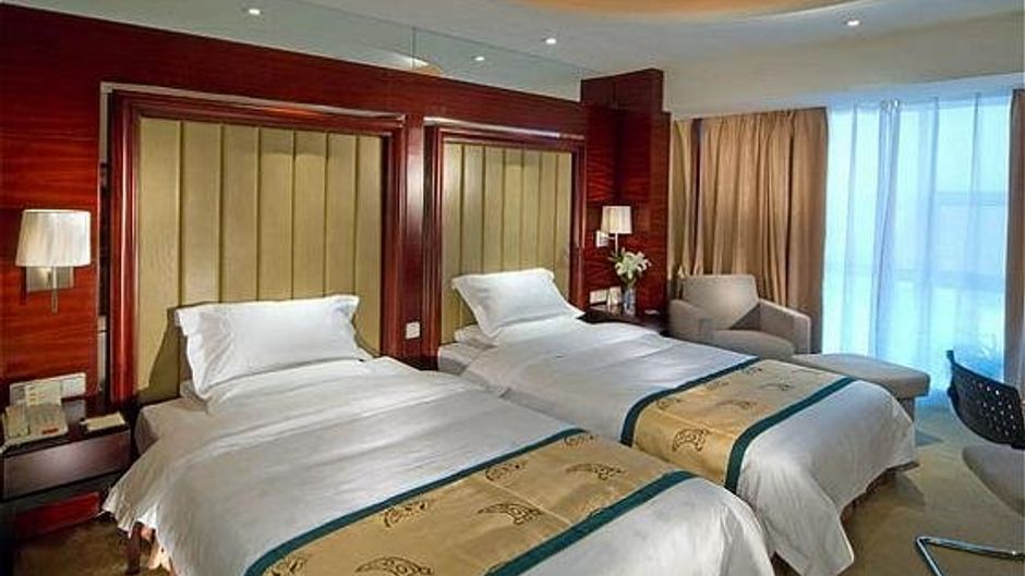 Zhonghao Grand Hotel Room