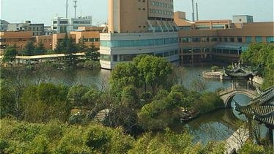 International Shaoxing Hotel Exterior