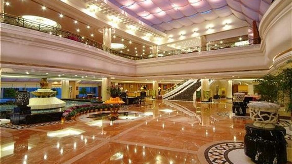 International Shaoxing Hotel Lobby