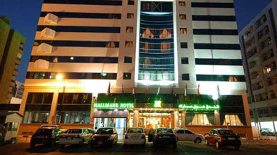 Summit Hotel Exterior