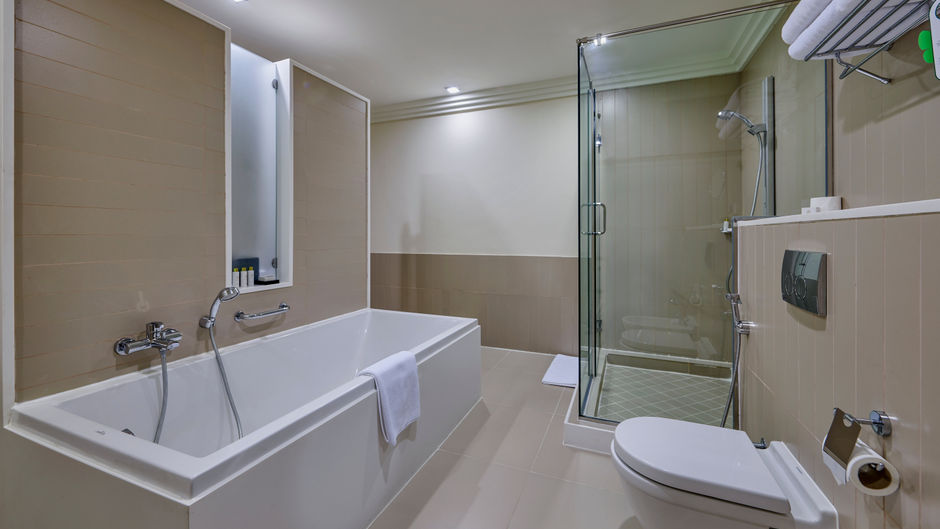 Millennium Airport Hotel Dubai Room