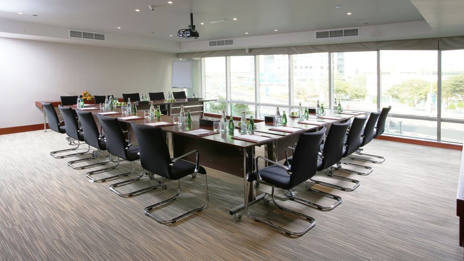 Millennium Airport Hotel Dubai Meeting