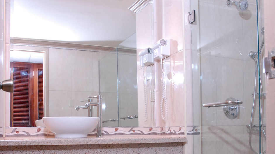Breezes Resort & Spa Bahamas Room