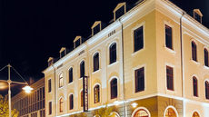 Hotel Phoenix
