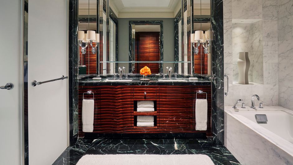 Four Seasons Hotel Bahrain Bay Room