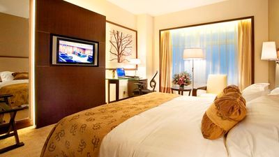 Celebrity International Grand Hotel