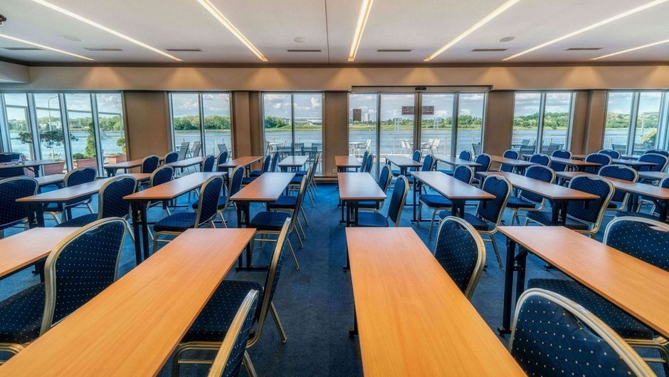 The HP Park Hotel Meeting