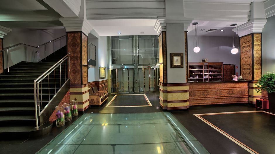 Hotel Monopol Lobby
