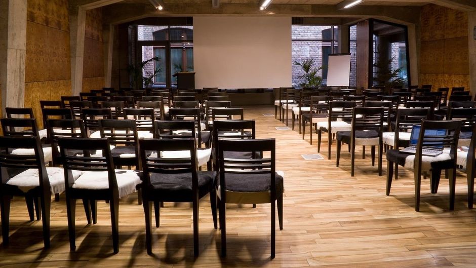 Hotel Monopol Meeting