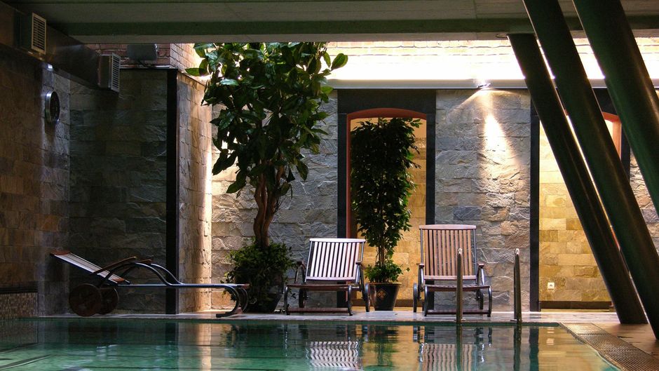 Hotel Monopol Pool