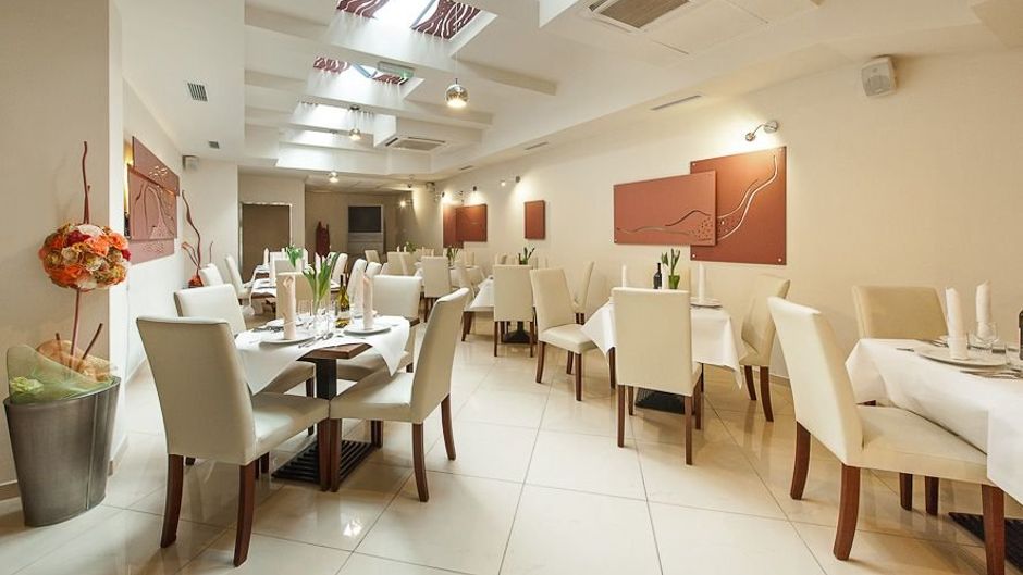 Alexander Hotel Restaurant