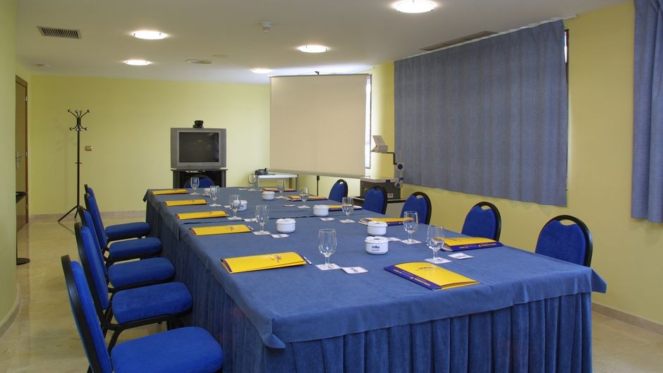 Ponferrada Plaza Meeting
