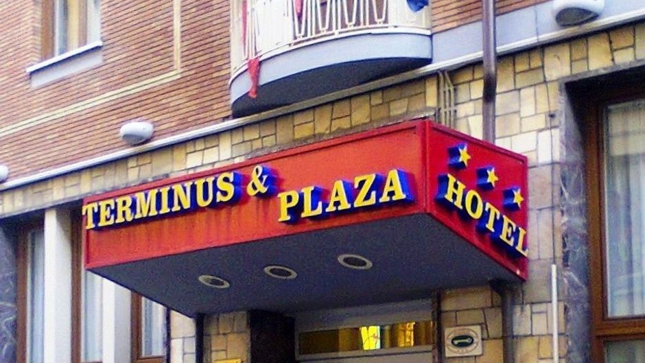 Terminus & Plaza Hotel Exterior