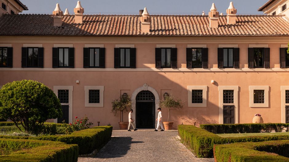 La Posta Vecchia Hotel Exterior