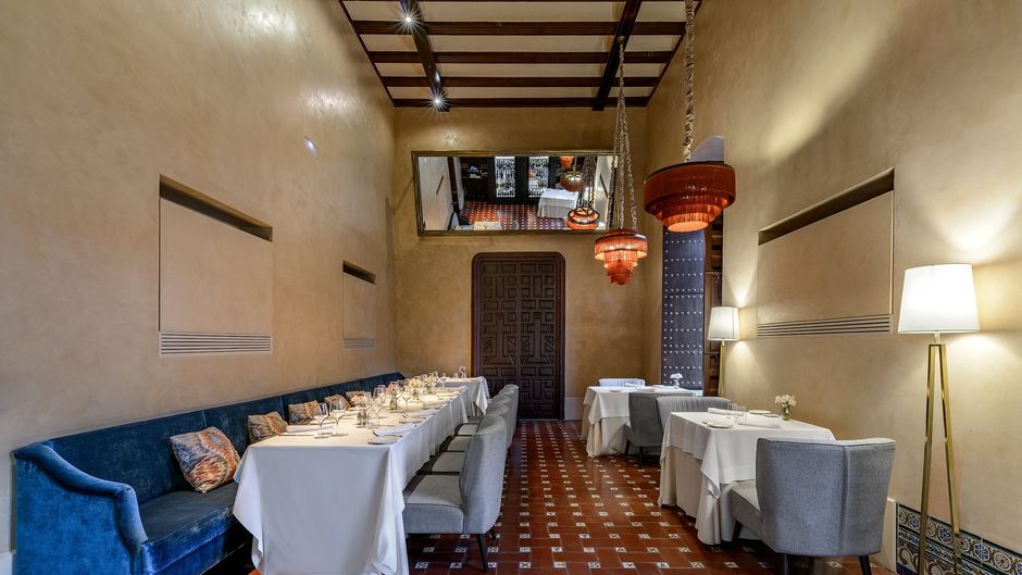 Palacio de Villapanes Restaurant