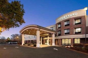 Courtyard by Marriott Wall Township