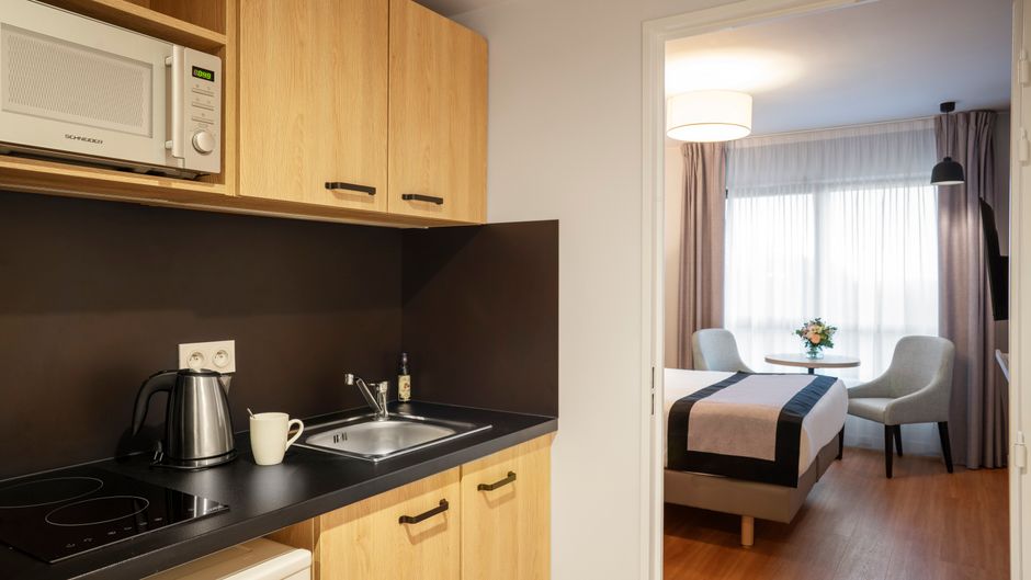 Residhome Aparthotel Paris Senart Room