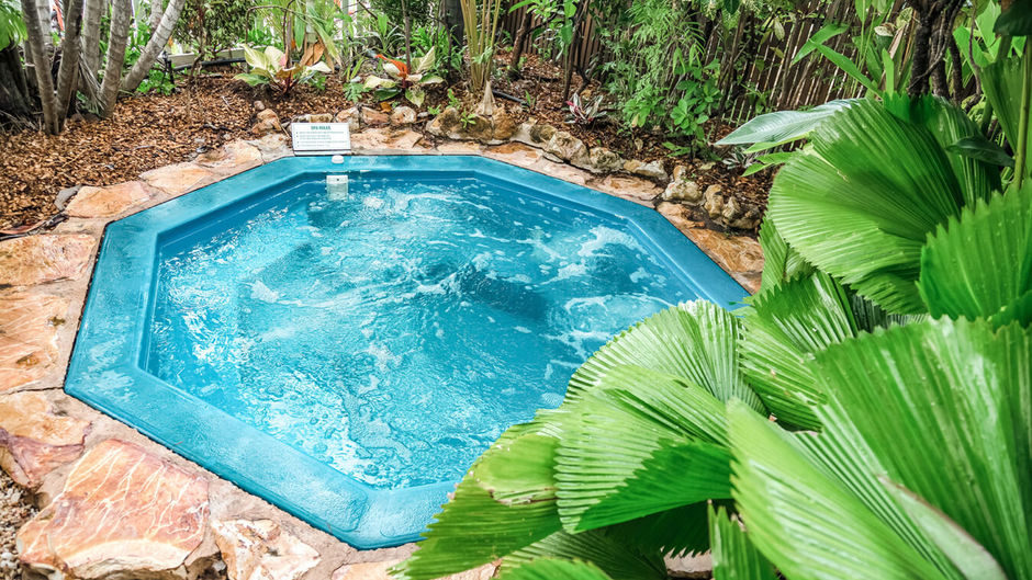 Palms City Resort Spa