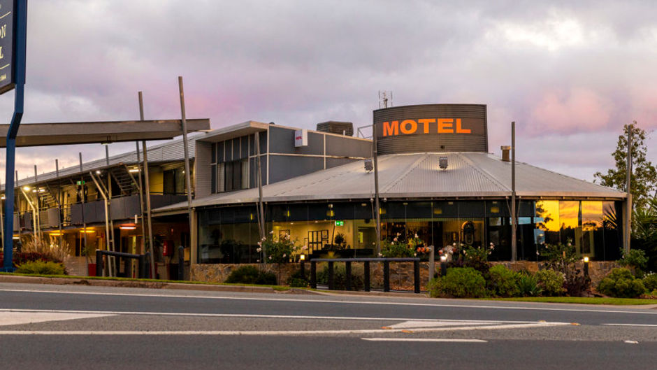 Station Motel Exterior