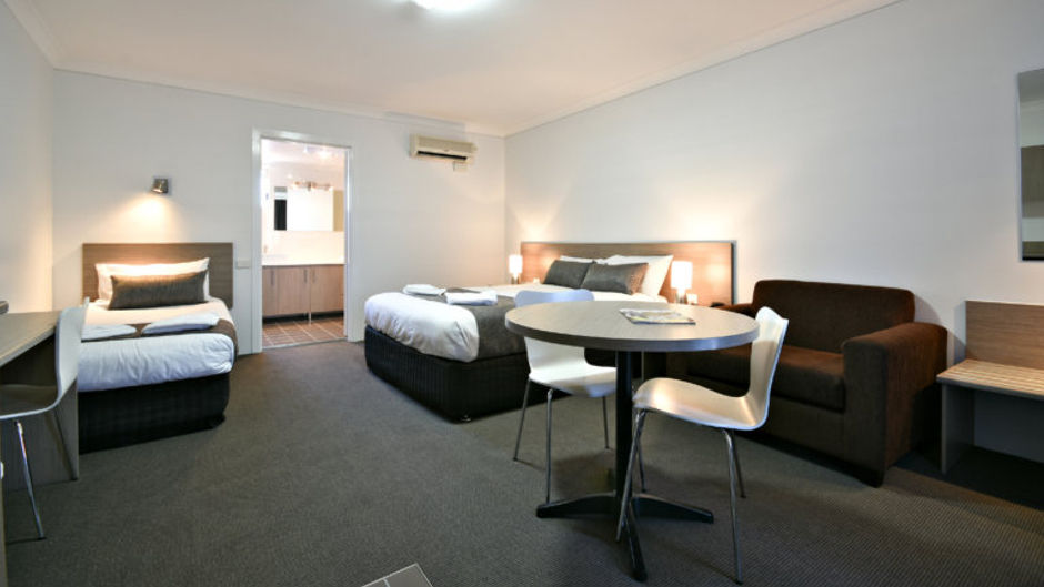 The Aberdeen Motel Room