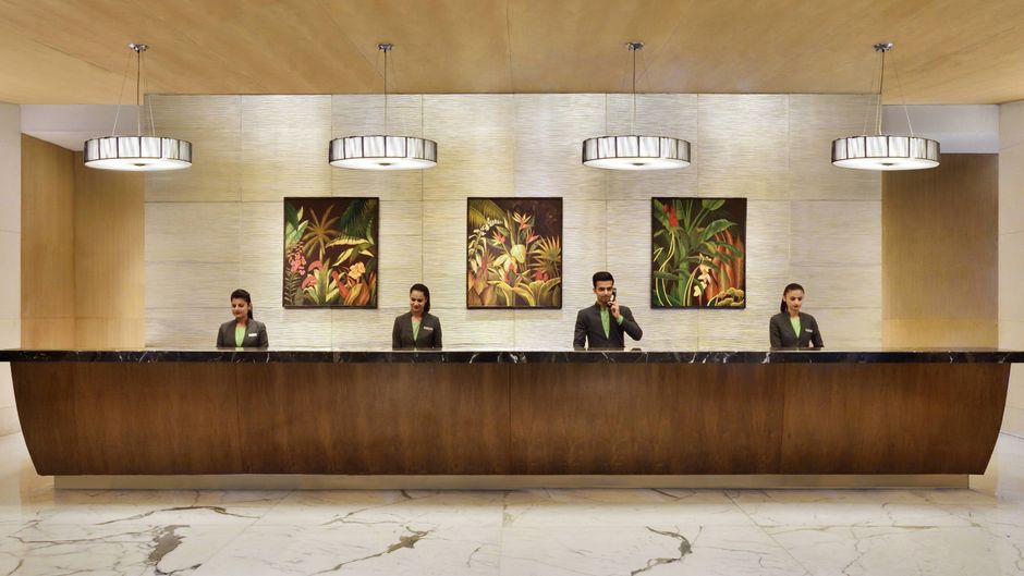 Courtyard by Marriott Chennai Lobby