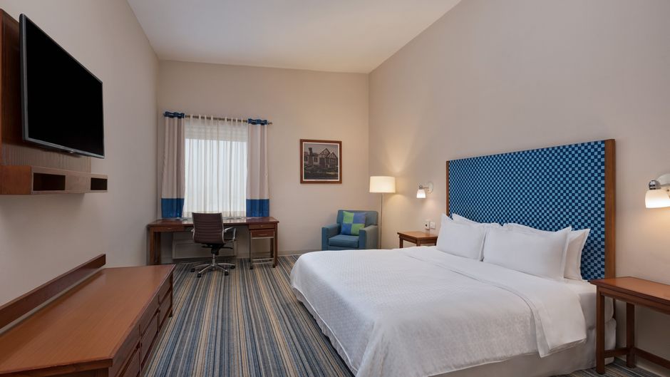 Four Points Monterrey Linda Vista Room