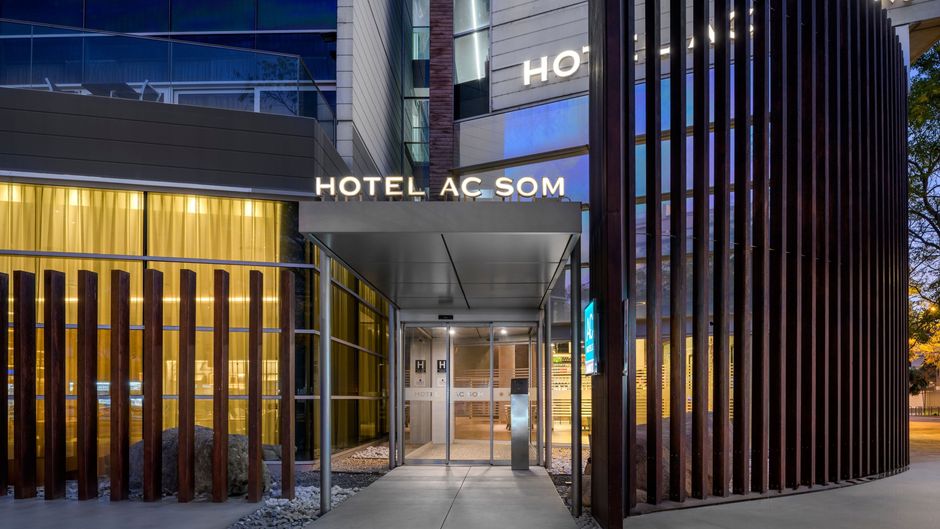 AC Som Hotel Exterior