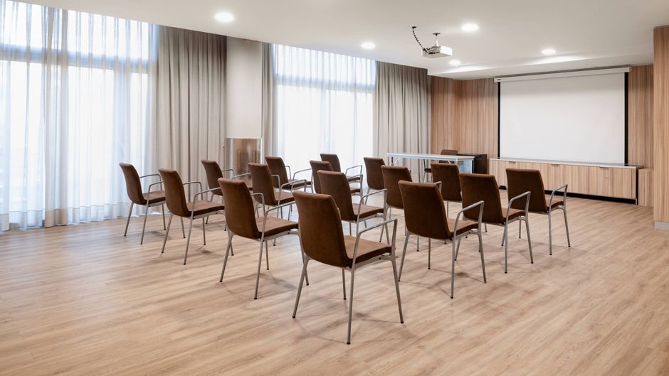 AC Som Hotel Meeting