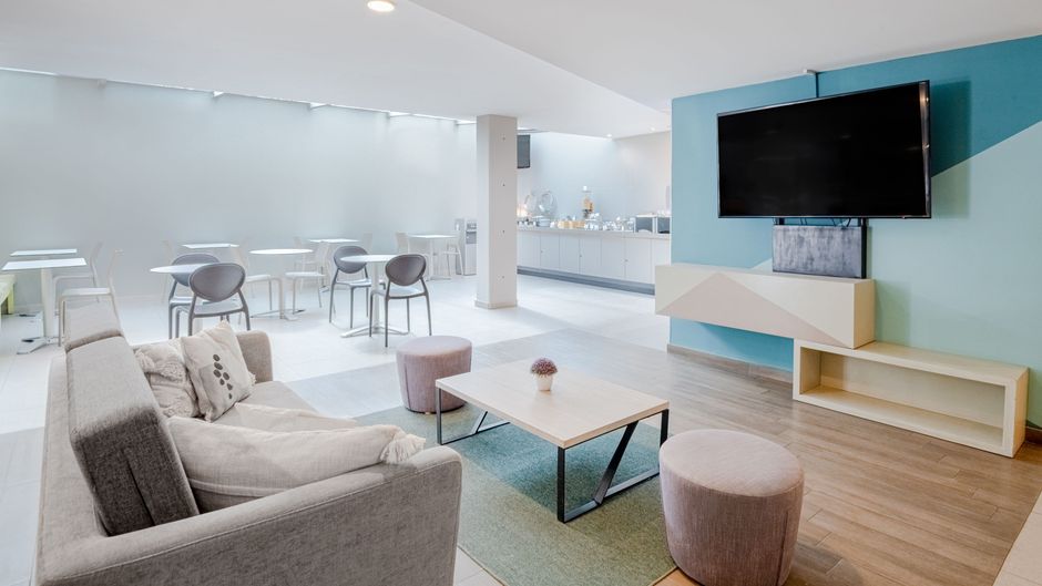 City Express Suites by Marriott Anzures Lobby