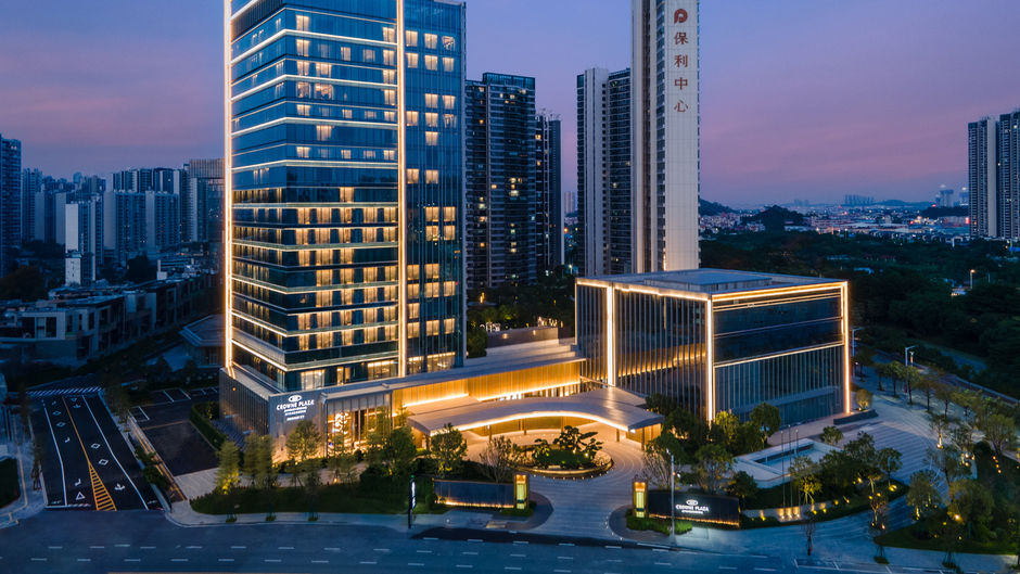 Crowne Plaza Jiangmen Binjiang Exterior